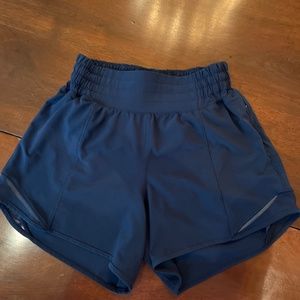Hotty Hot high rise lined short 4”